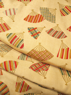 紬 扇面尽くしの生地アップ